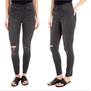 Madewell | 9” High Rise Black Ripped Skinny Jeans | size 27T